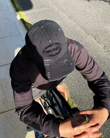 AN362 DAMAGED 6PANEL CAP BLACK