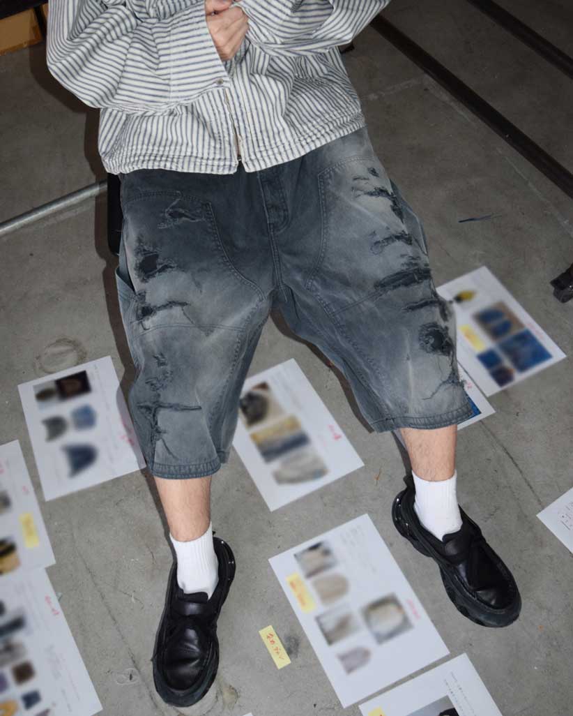 AN355-D DOUBLE KNEE DAMAGED PAINTER SHORT PANTS BLACK