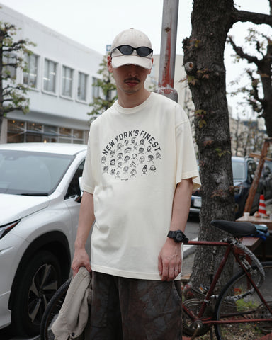 ANACHRONORM × Souvenyr NYC フェイシズ 半袖Tシャツ ベージュ | コラボグラフィック ニューヨーク コットン100%