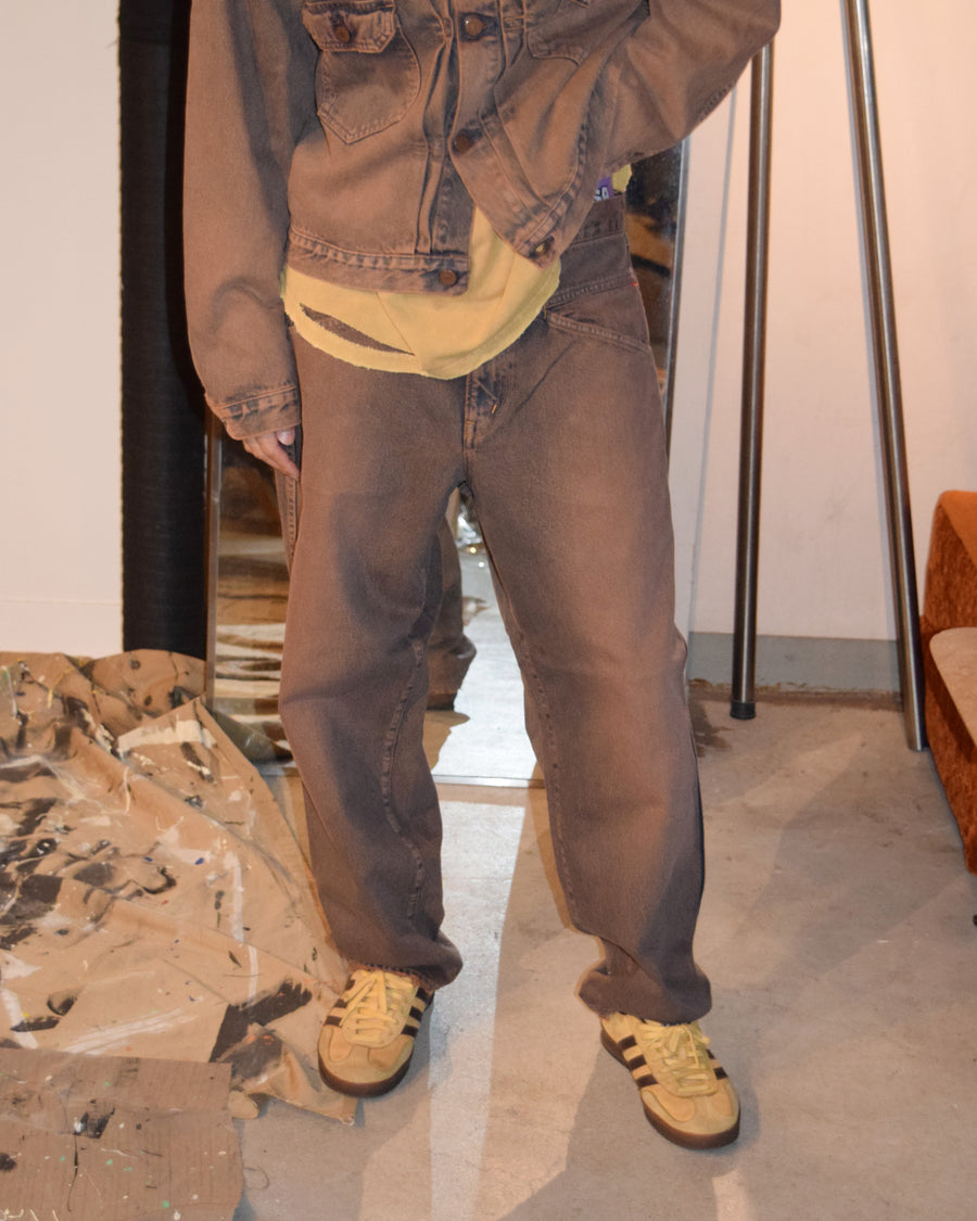 INDIGO×BROWN色に風合いよく仕上げたフロントヨークデニムパンツ