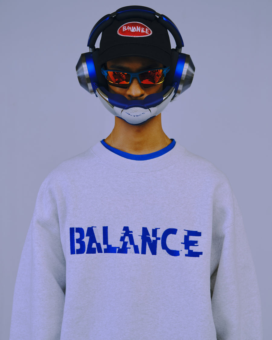 AN300 GLITCH EMBROIDERY SWEAT WHITE GRAY