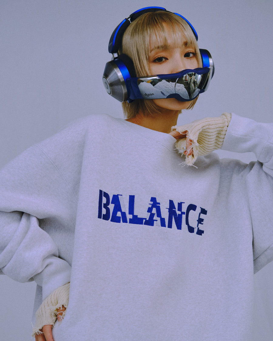 AN300 GLITCH EMBROIDERY SWEAT WHITE GRAY