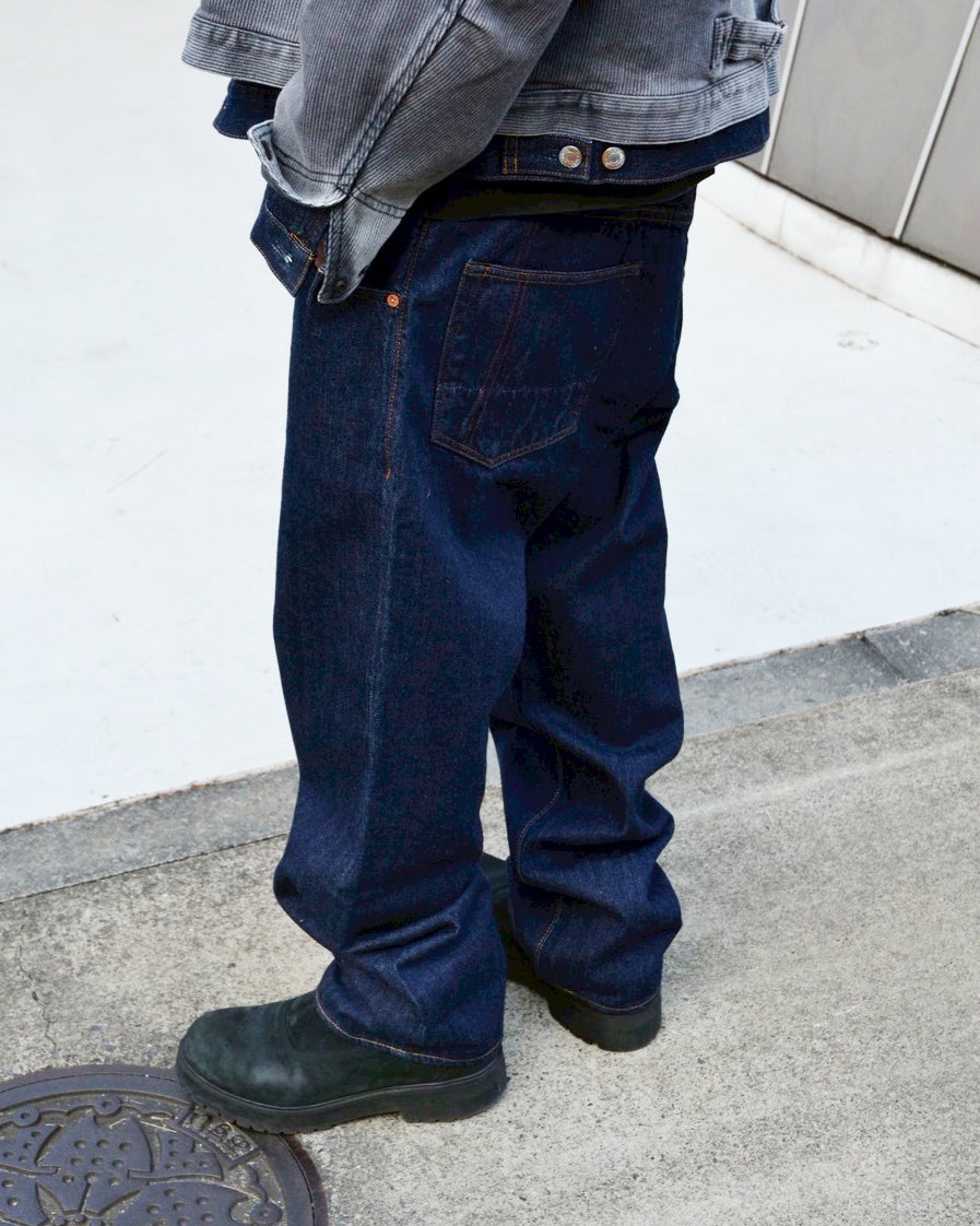 Anachronorm 日本製 デニム 34濃紺 L相当　レザーパッチ REGULAR TAPERED 5P PANTS INDIGO(ONE WASH) – ANACHRONORM