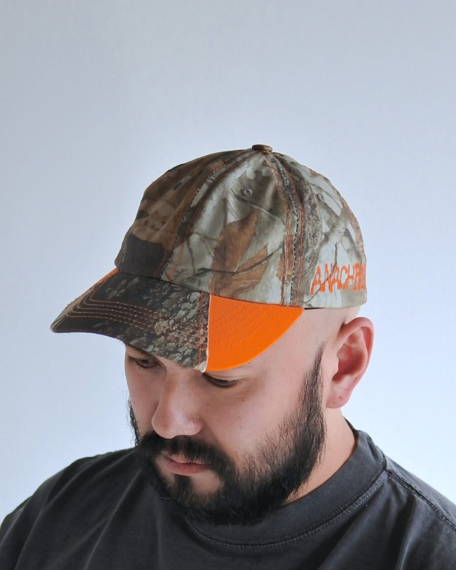 オリジナルリアルツリー生地のにオレンジ色の生地を切り替え配色にしたデザインキャップ