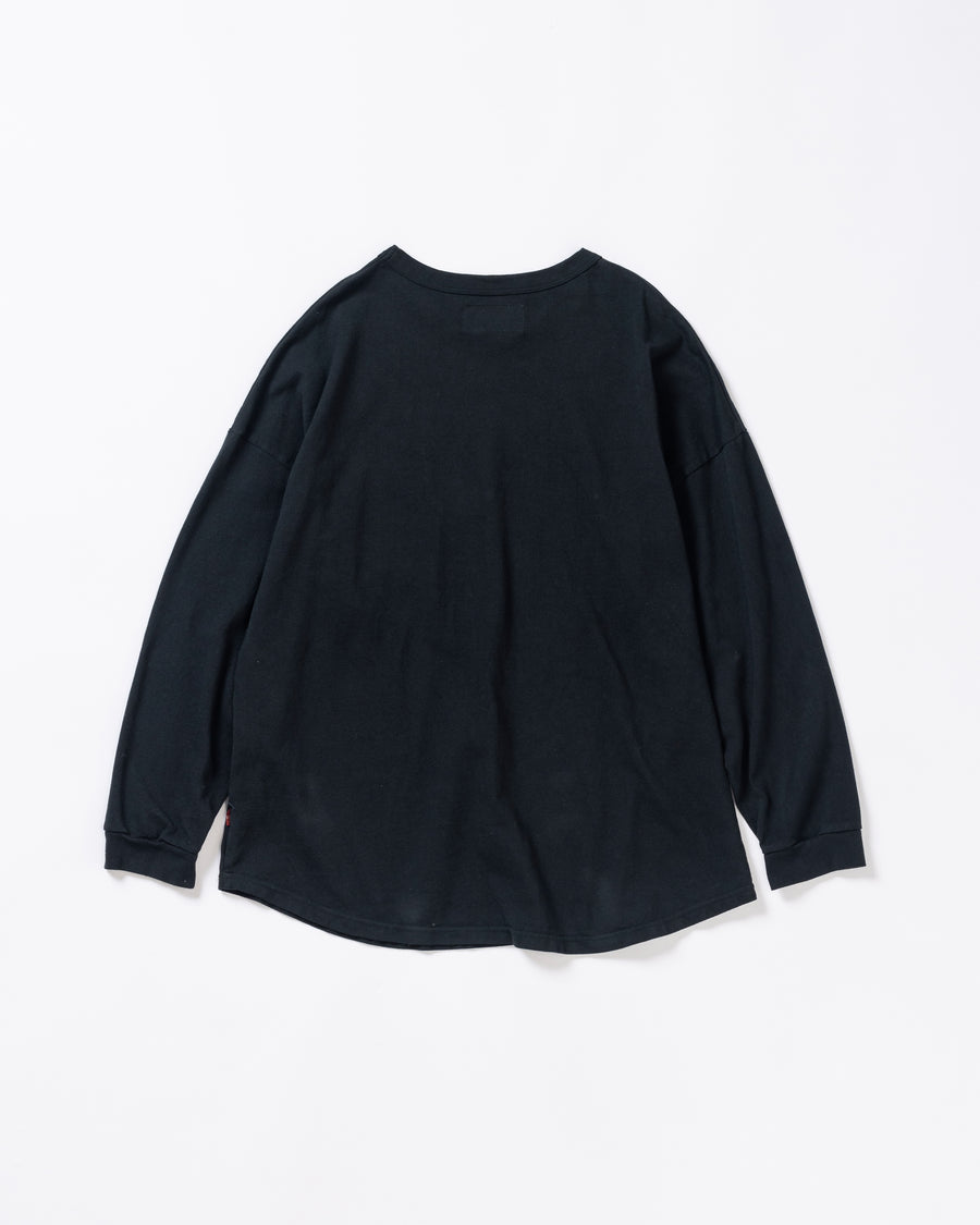 黒色の鹿の子生地を硫化染めしたロングスリーブTシャツ