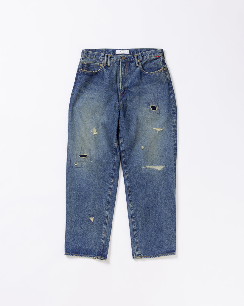 14ozハチマルデニムを採用し、5年履き続けた加工を施し、さらに独自のリメイクを追加したインディゴワイドテーパードシルエットデニムパンツ