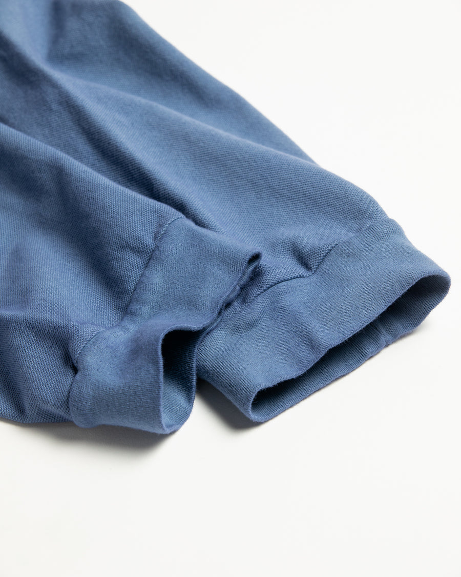 ブルー色の鹿の子生地を硫化染めしたロングスリーブTシャツ