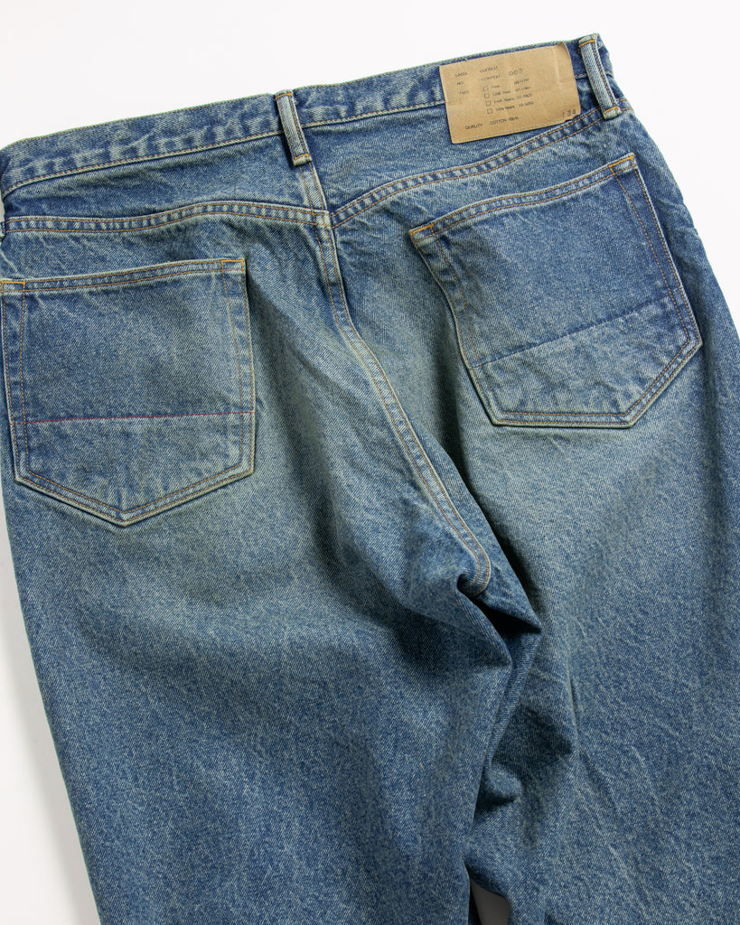 14ozハチマルデニムを採用し、5年履き続けた加工を施したインディゴワイドテーパードシルエットデニムパンツ