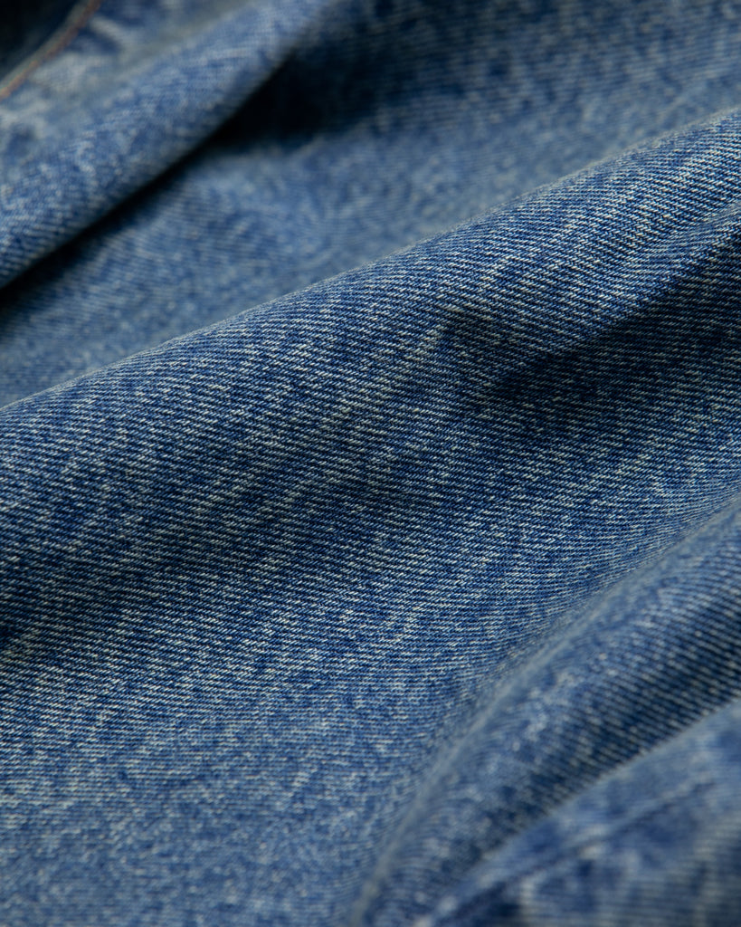 14ozハチマルデニムを採用し、5年履き続けた加工を施したインディゴワイドテーパードシルエットデニムパンツ