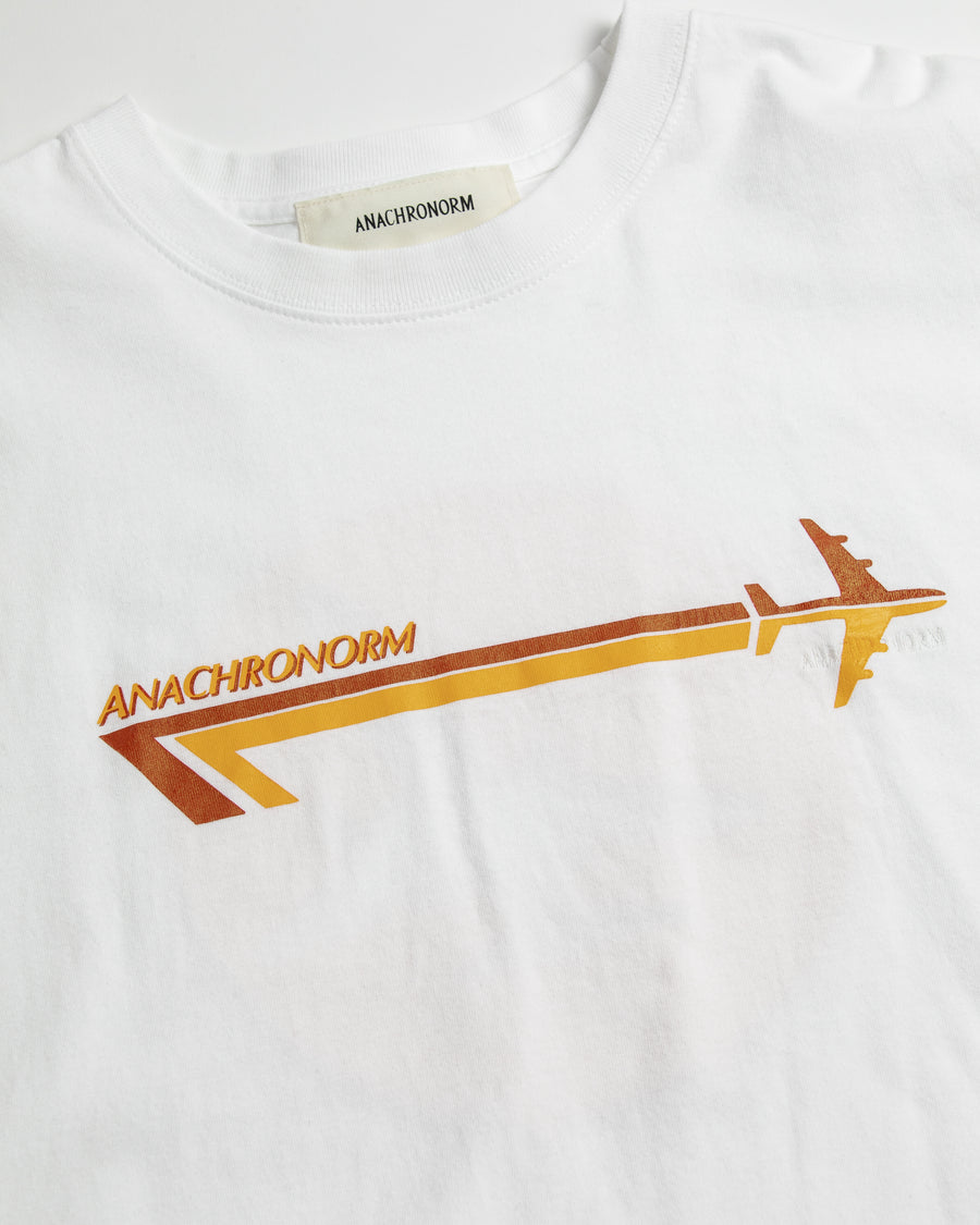 イギリス出身バンドをモチーフにした白色のロングスリーブTシャツ