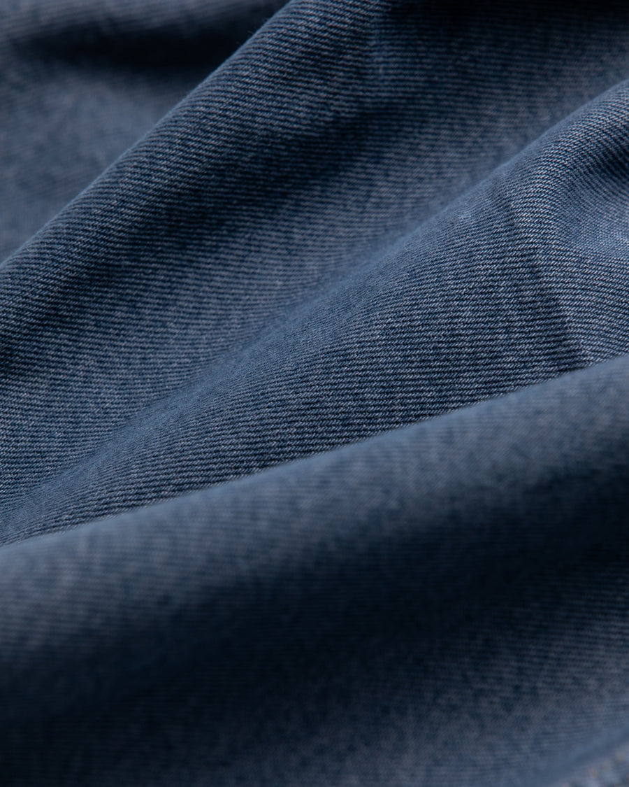 INDIGO×GRAY色に風合いよく仕上げたフロントヨークデニムパンツ