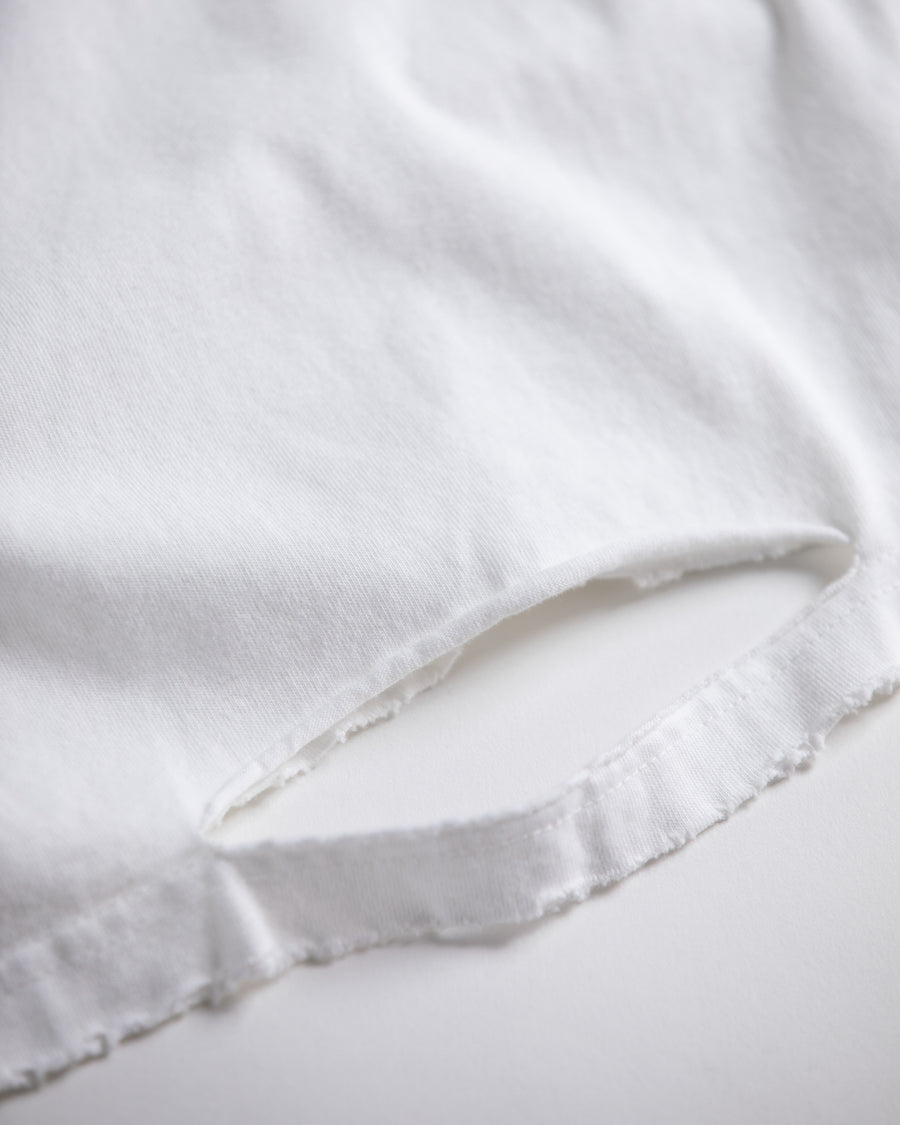 AN361 EMBROIDERY DAMAGED S/S T-S WHITE