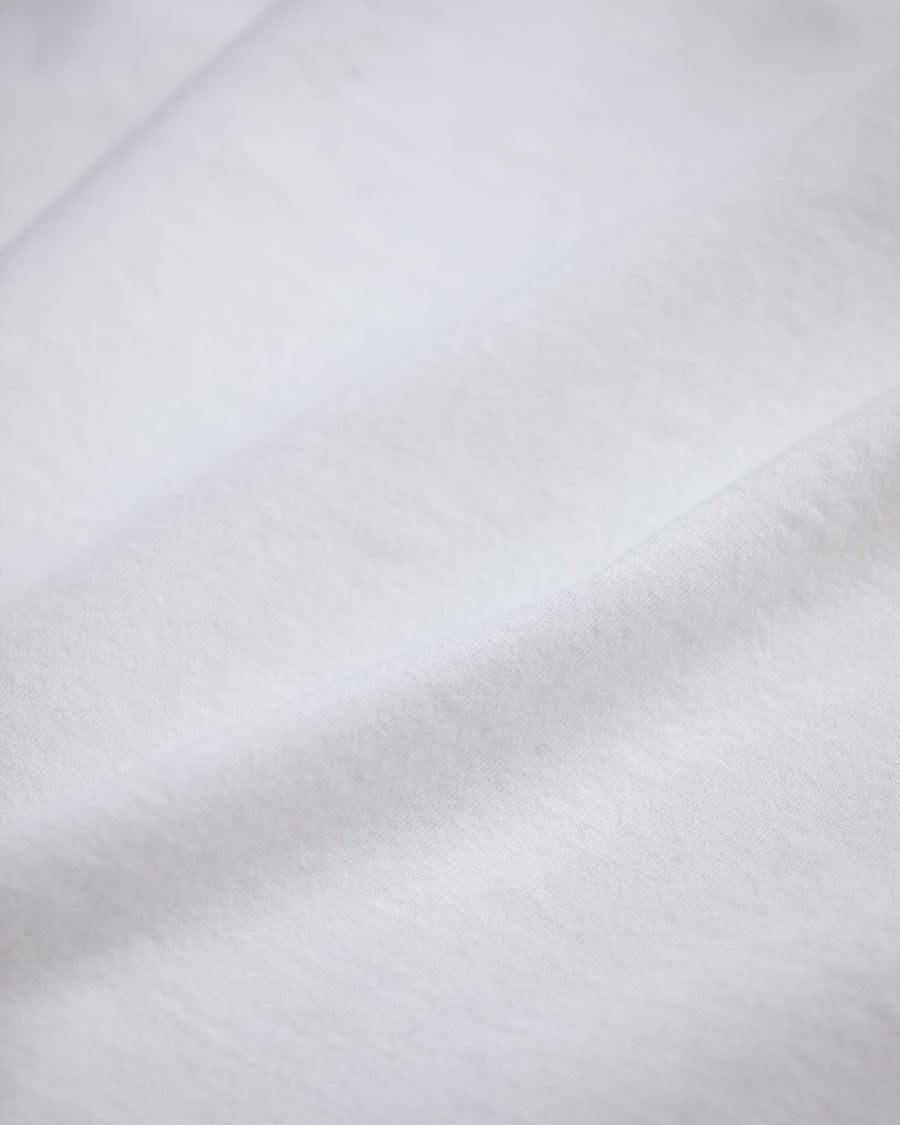 AN361 EMBROIDERY DAMAGED S/S T-S WHITE