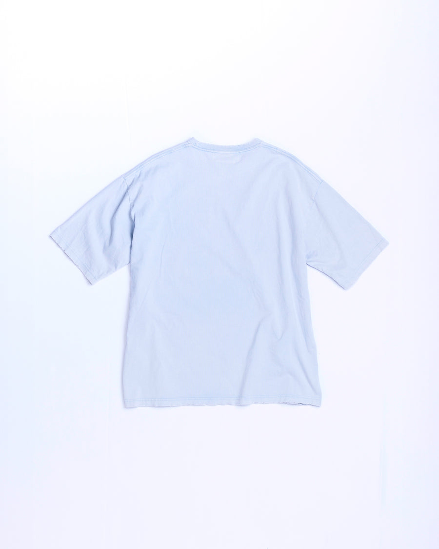 DAMAGED EMB S/S T-S SKY BLUE