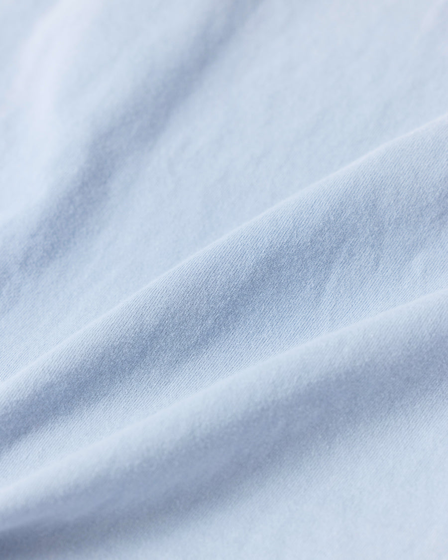 DAMAGED EMB S/S T-S SKY BLUE