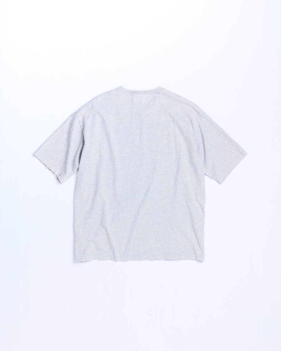 DAMAGED EMB S/S T-S SKY MIX GRAY