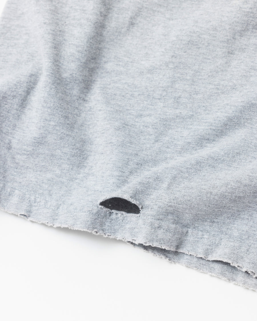 DAMAGED EMB S/S T-S SKY MIX GRAY