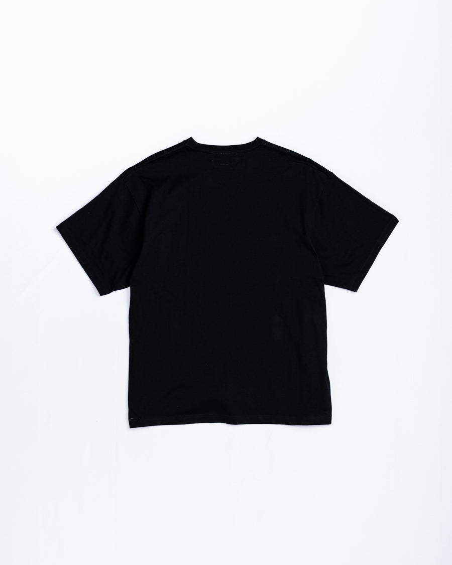 ANACHRONORM × Souvenyr NYC ジャンピング 半袖Tシャツ ブラック | コラボグラフィック ニューヨーク コットン100%