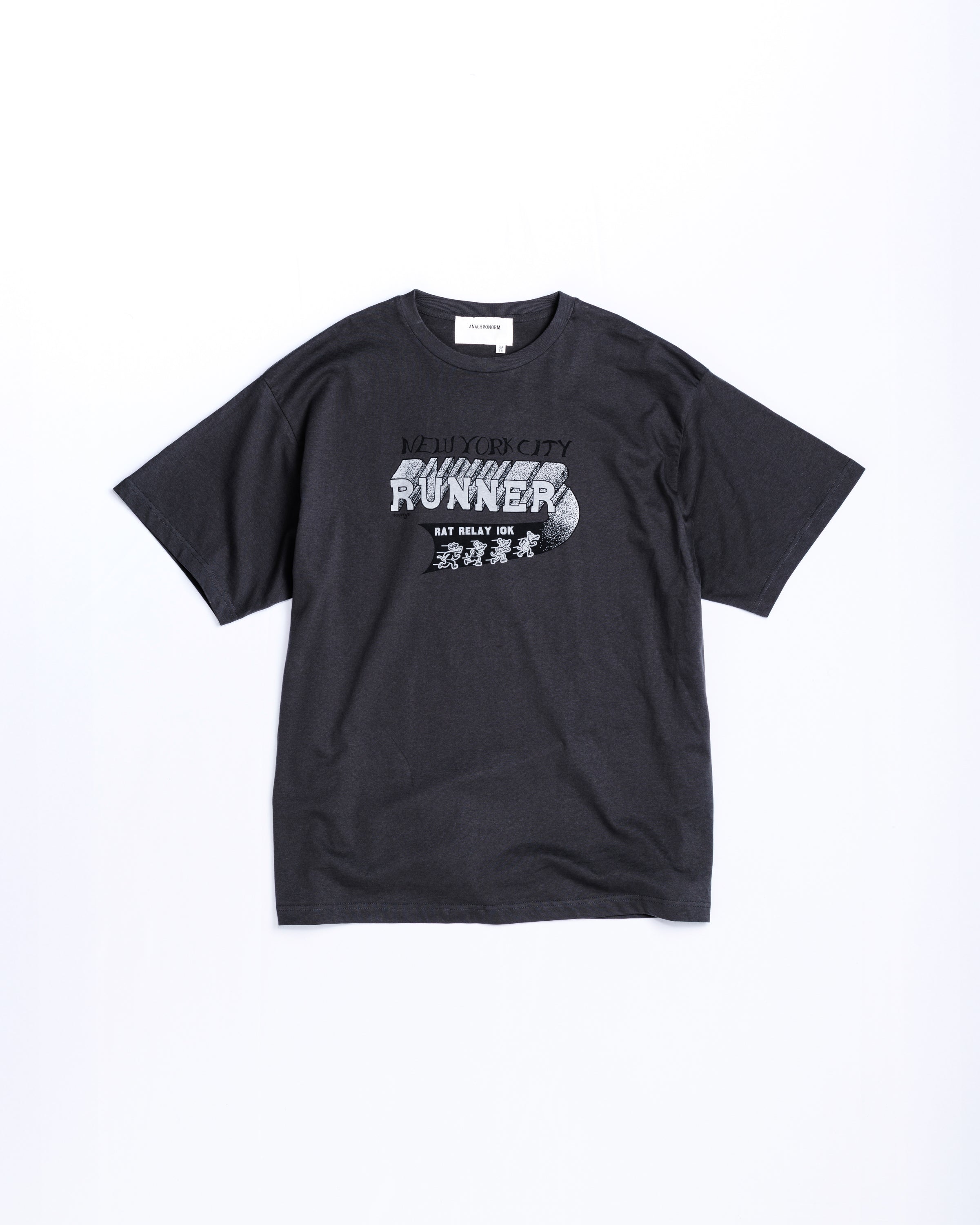 NYC RUNNING S/S T-S CHARCOAL