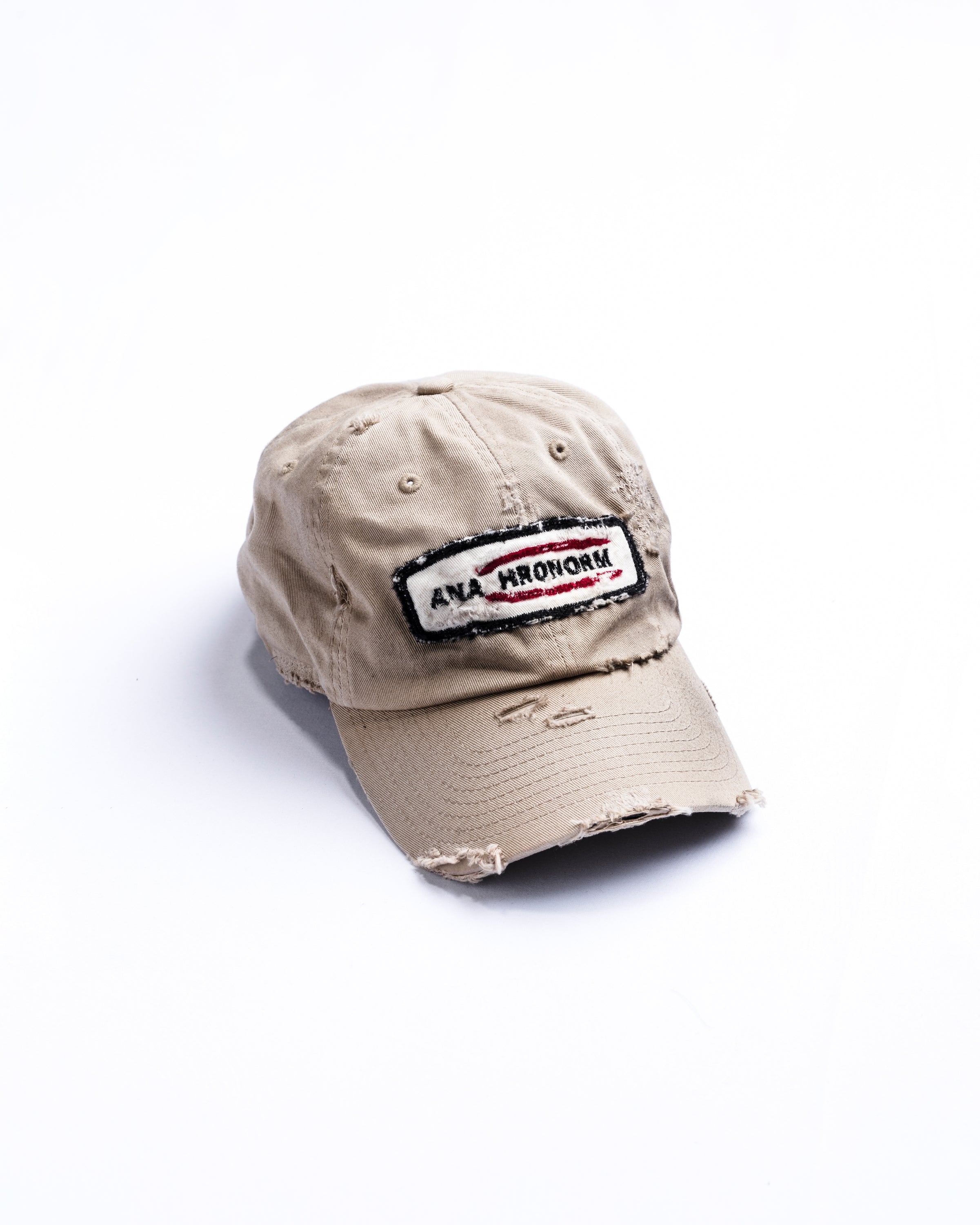 DISTRESSED PATCH 6PANEL CAP BEIGE