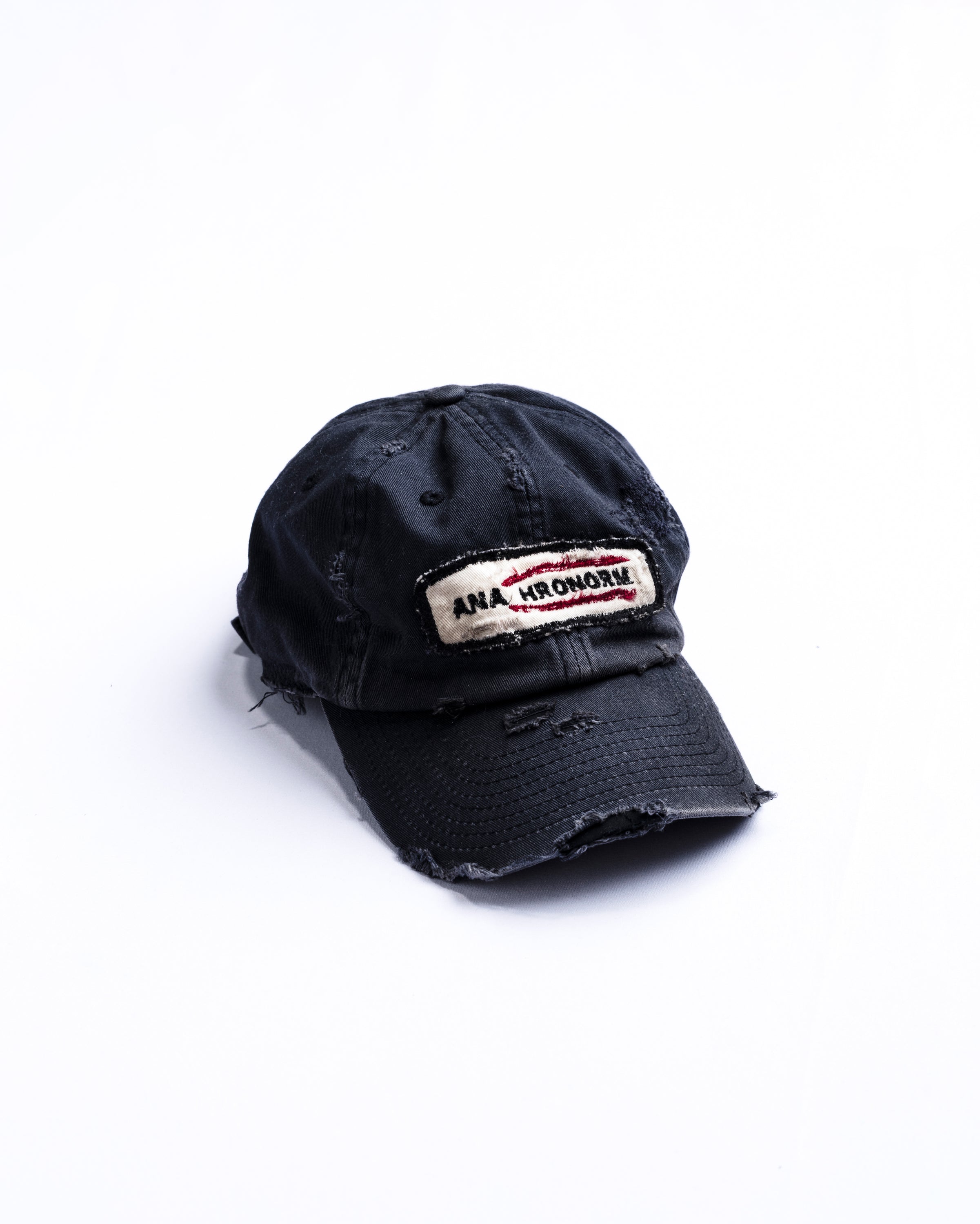 DISTRESSED PATCH 6PANEL CAP BLACK
