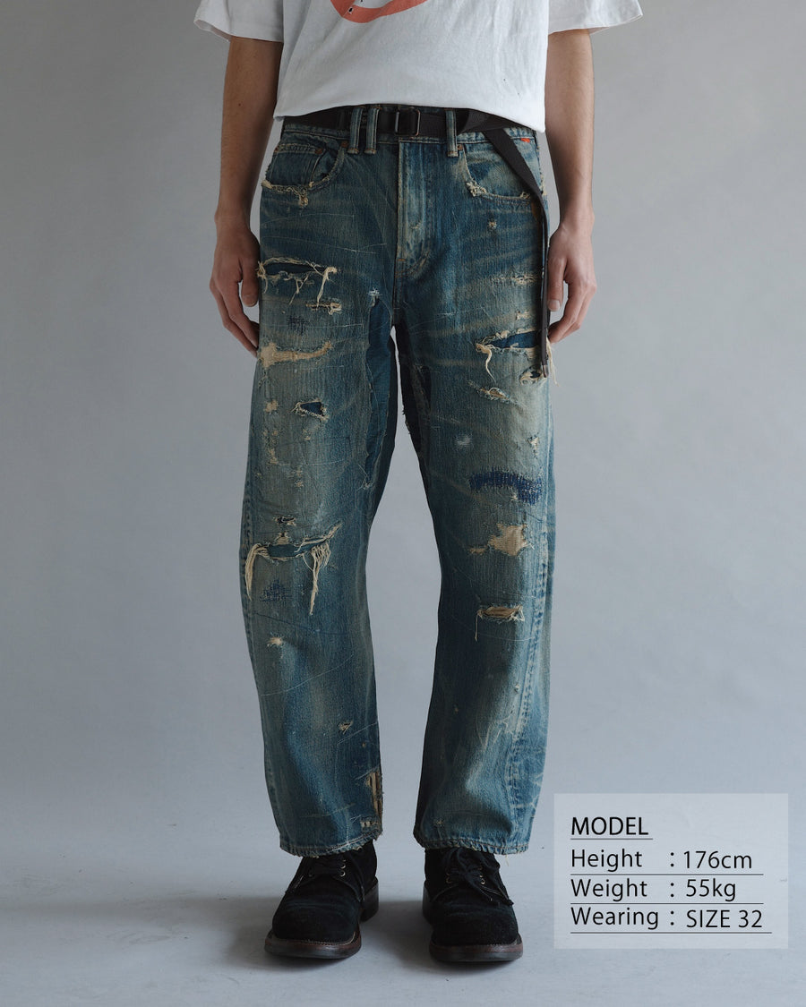 CONTEXT-002-RE DRAPED STRAIGHT 5P DENIM PANTS – TIME RECONSTRUCTED INDIGO(REMAKE) MODEL CUT FRONT
