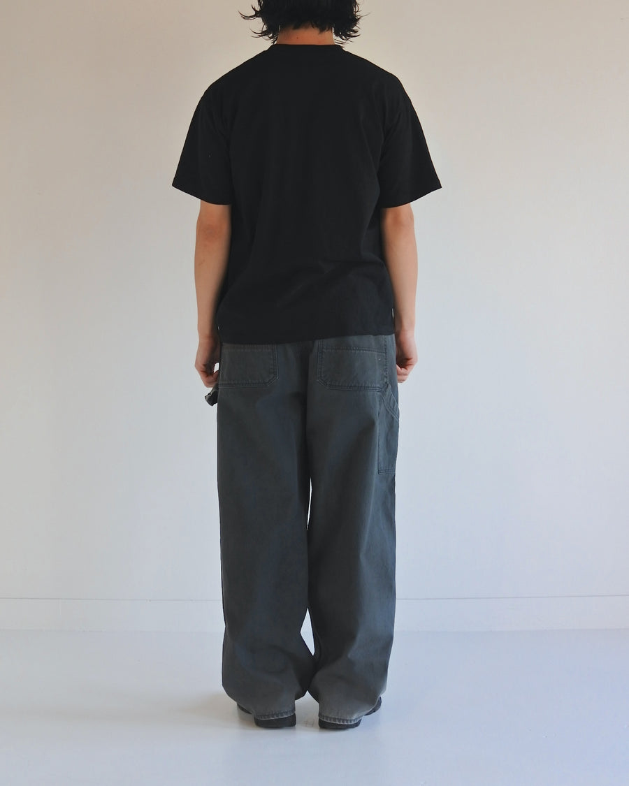 AN366 STICKER MOTIF PRINTED S/S T-S BLACK