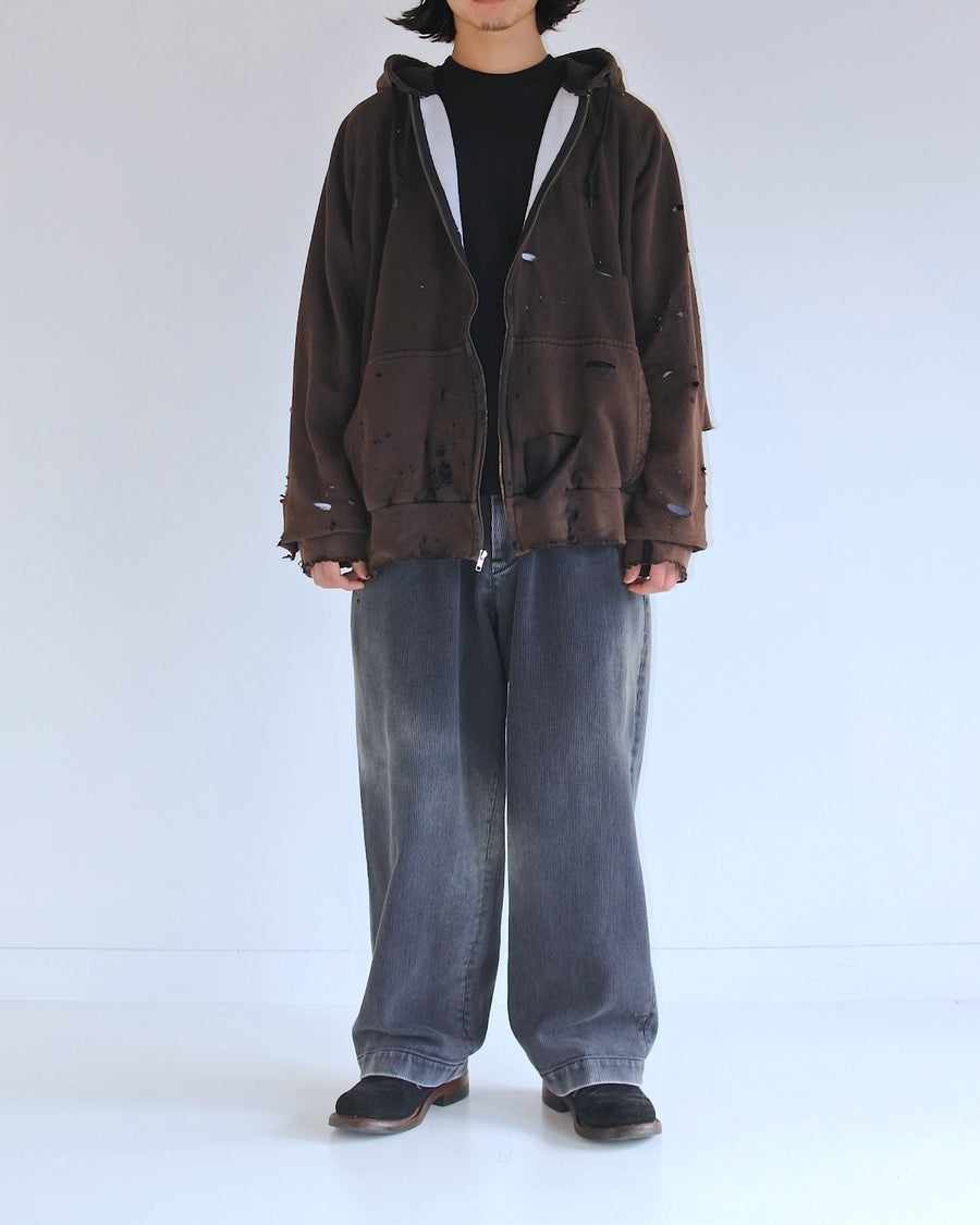 黒色のサーマルスェット生地のハードダメージスウェットパーカー