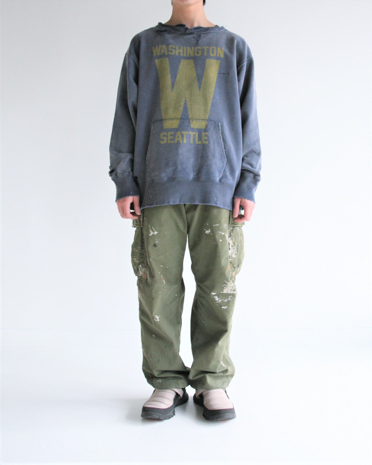 AN244 W PRINT CUT-OFF SWEAT PARKA NAVY – ANACHRONORM