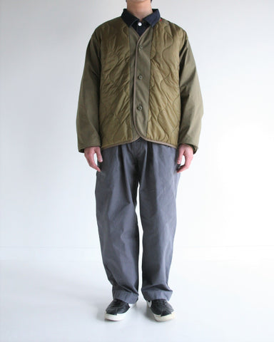 AN265 REVERSIBLE QUILTED JACKET OLIVE