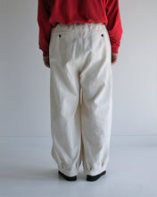 画像をギャラリービューアに読み込む, AN236 HEM TUCK EASY PANTS KINARI
