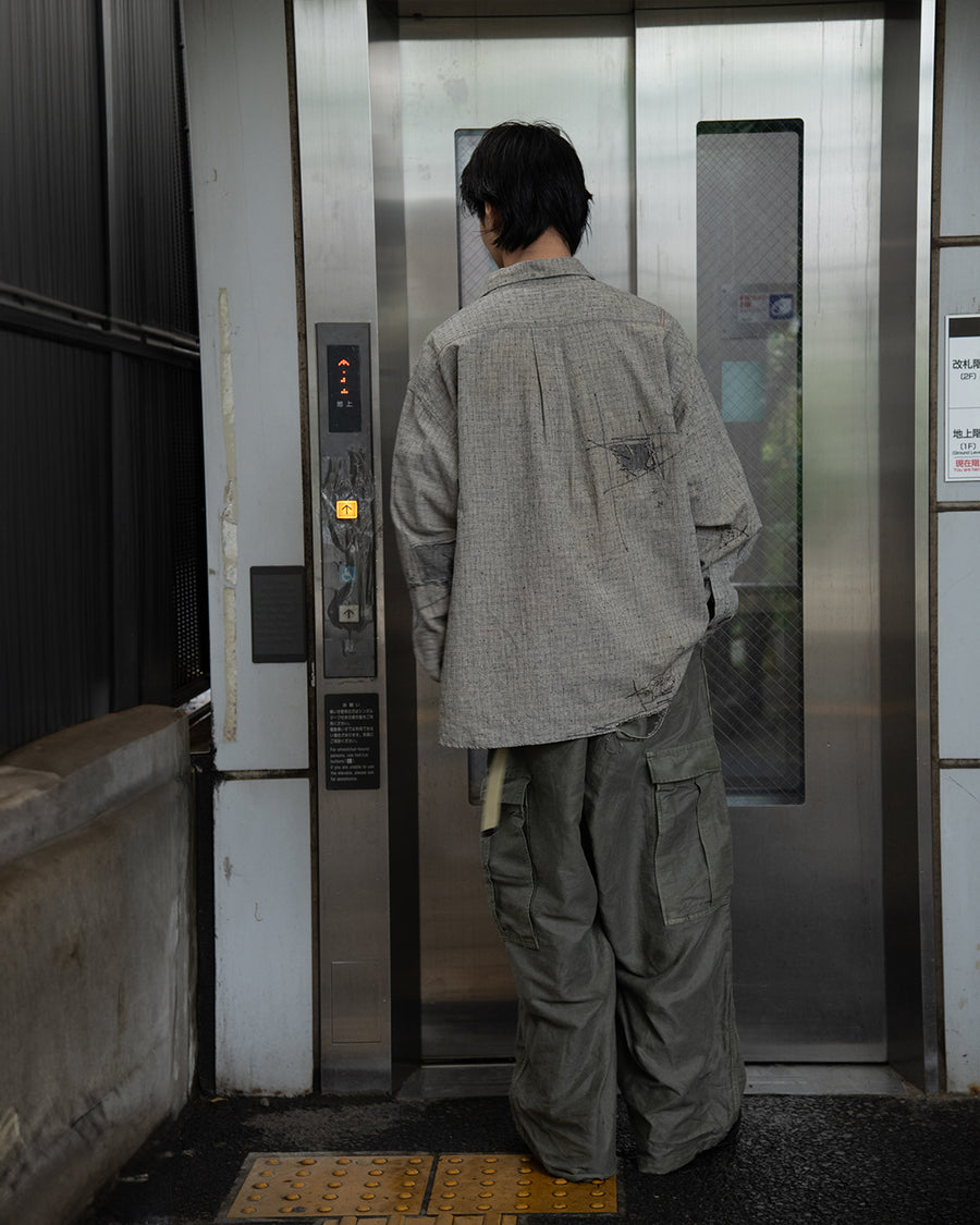 グレーのリネン生地を使用したリメイクワイドシャツ