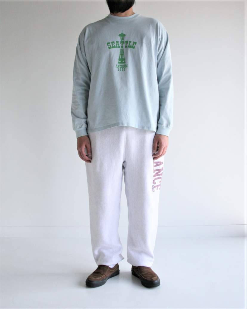 ANACHRONORM スペースニードル ダメージ ロングスリーブTシャツ サックス | ステイフレッシュコットン サステナブルブリーチ ステンシルプリント 左胸刺繍 一点一点