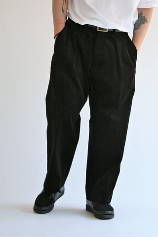 AN128 CORDUROY TUCK WIDE TROUSERS BLACK